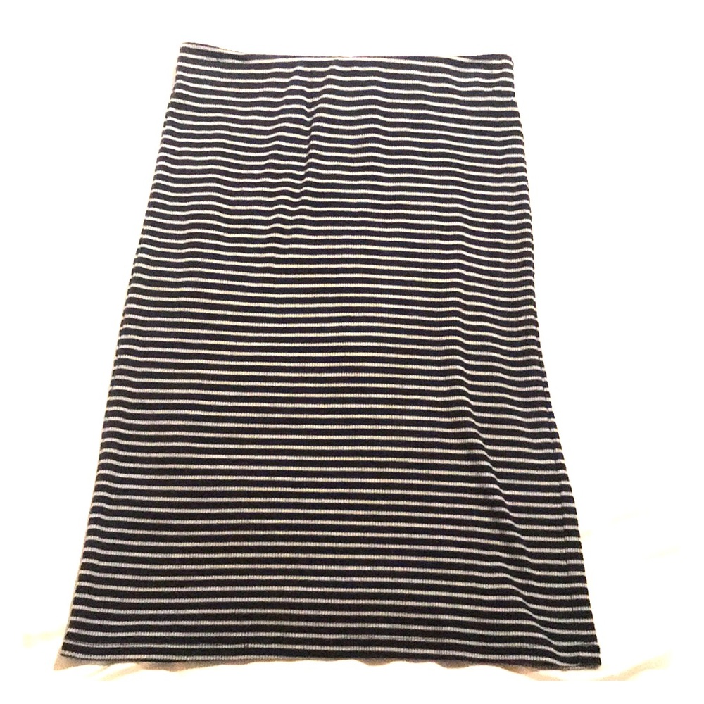 Cotton blend pencil skirt